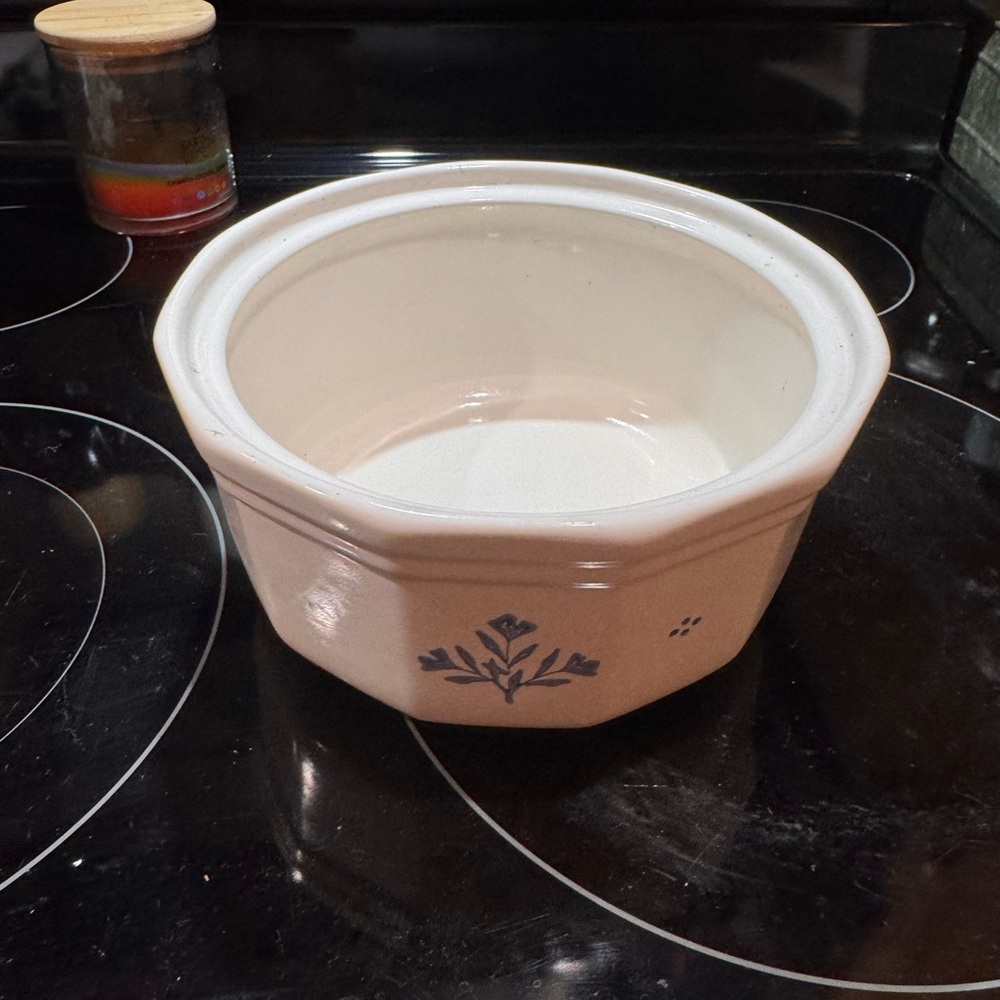 Pfaltzgraff White Casserole with Blue Floral Design